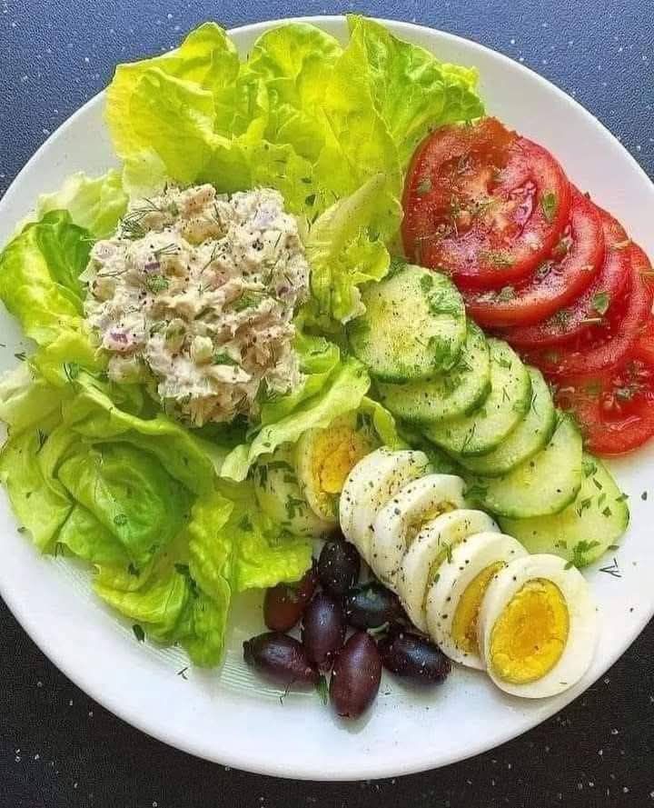 Fresh Mixed Salad with Tuna Salad Topping